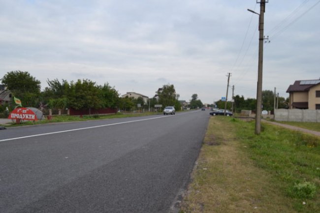 На відремонтованій трасі Ковель – Жовква уже наносять розмітку