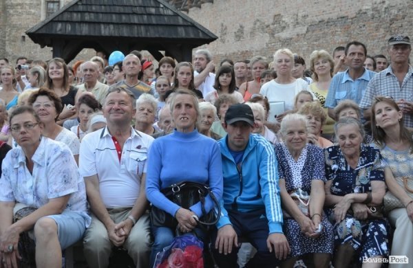 «Поліське літо з фольклором» розпочали у Луцькому замку. ФОТО