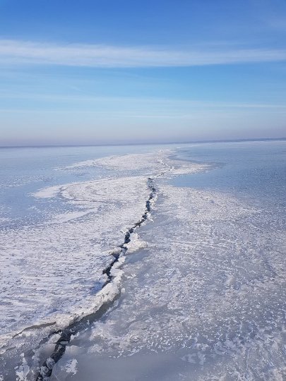 Відомий волинянин поділився світлинами чарівного зимового Світязю