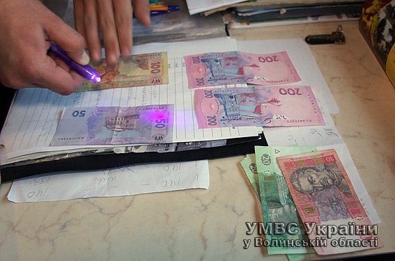 На Волині затримали групу, яка постачала «дівчаток для відпочинку». ФОТО. ВІДЕО