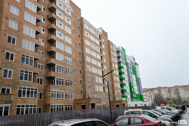 Затишне місце для кожного: у Луцьку продовжують будувати «карамельний» житловий комплекс. ФОТО*