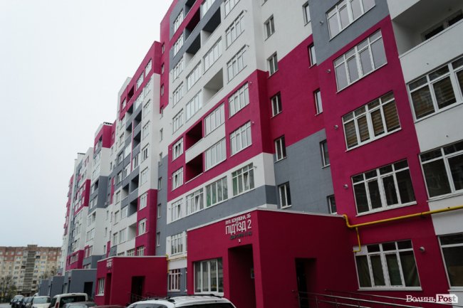 Затишне місце для кожного: у Луцьку продовжують будувати «карамельний» житловий комплекс. ФОТО*