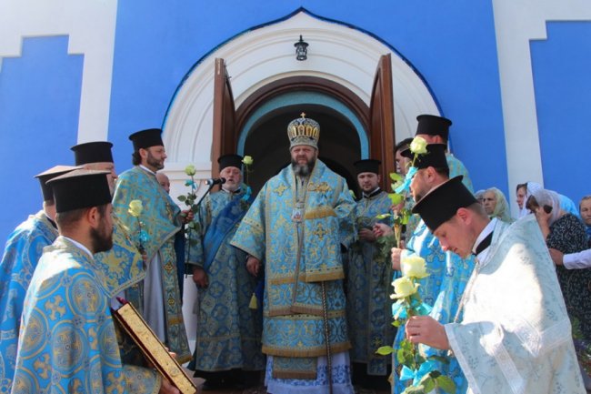У волинській громаді, яка нещодавно перейшла до ПЦУ, вперше відбулося богослужіння. ФОТО