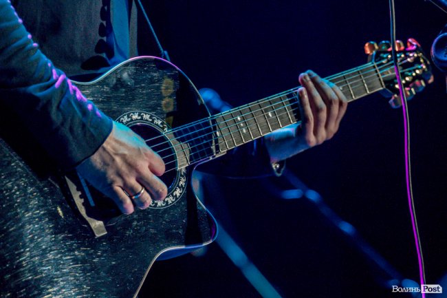 Арсен Мірзоян виступив у луцькому «Промені». ФОТОРЕПОРТАЖ