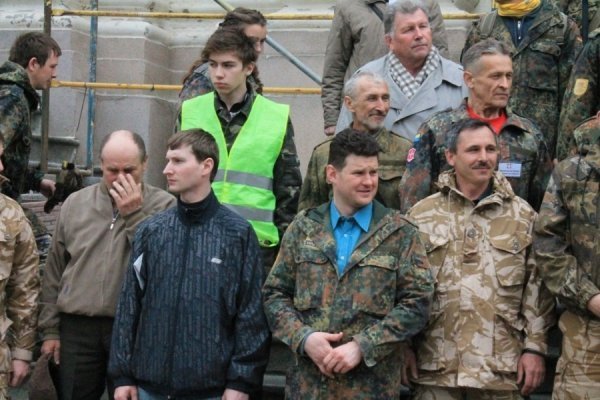 У Луцьку освятили прапор «Самооборони». ФОТО