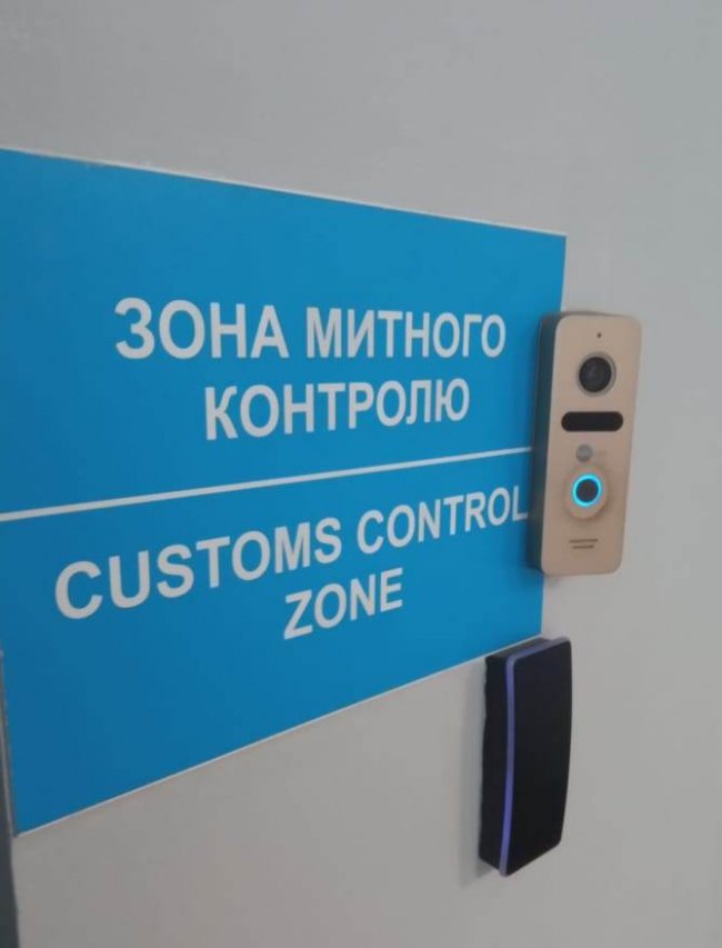 На митному посту  «Луцьк» – обшуки. ФОТО