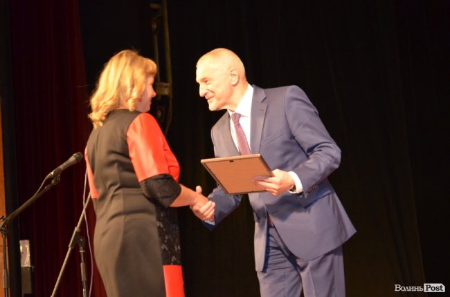 У Луцьку нагородили кращих освітян Волині. ФОТО