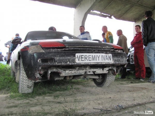 Під Луцьком змагалися автогонщики. ФОТО 