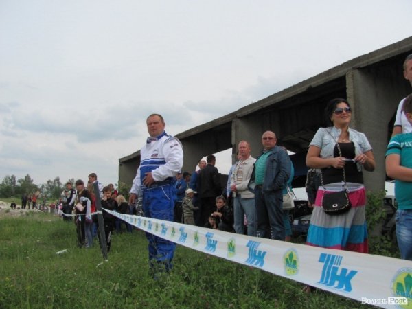 Під Луцьком змагалися автогонщики. ФОТО 