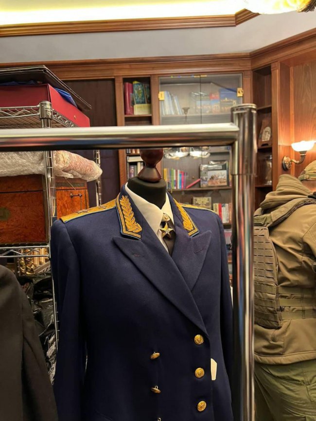 У Шуфрича під час обшуків знайшли російські медалі та посвідчення «ветерана Збройних сил рф». ФОТО