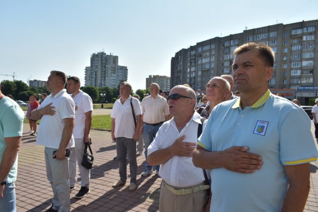 На Волині підняли прапор Національного олімпійського комітету. ФОТО