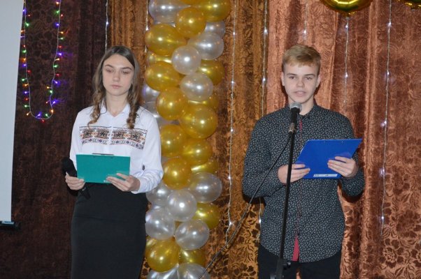 У Ковелі школа відзначила 85-річчя. ФОТО