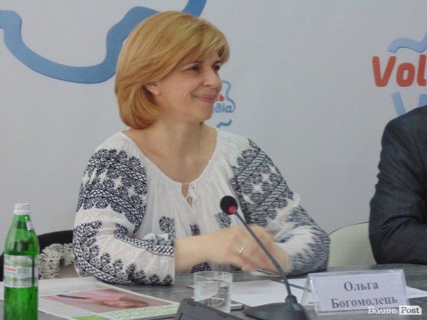 Богомолець у Луцьку закликала «почути Донбас»