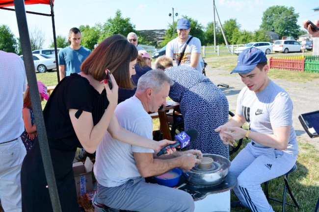 Луцькі активісти зібрали кошти на будівництво майданчика для дітей з ДЦП