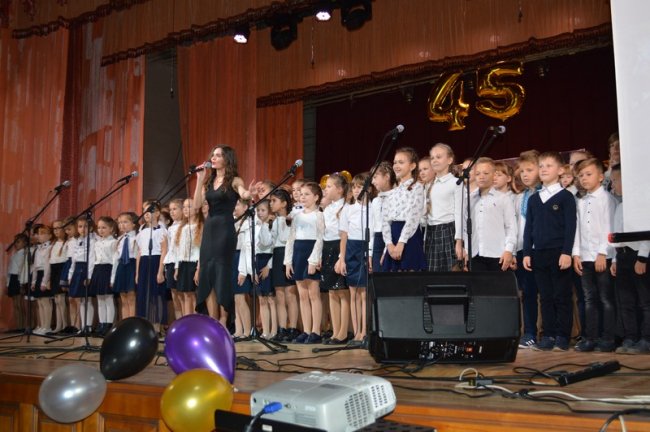 У місті на Волині школа відсвяткувала ювілей. ФОТО