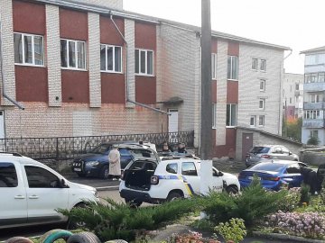 Поліція шукала гроші, які лучанин загубив удома