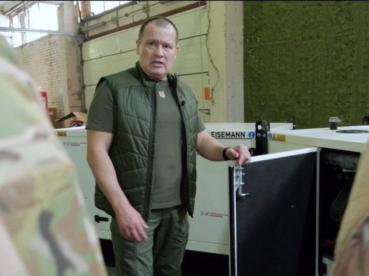 Волонтери «Української команди» передали бійцям «Артану» мобільні електростанції