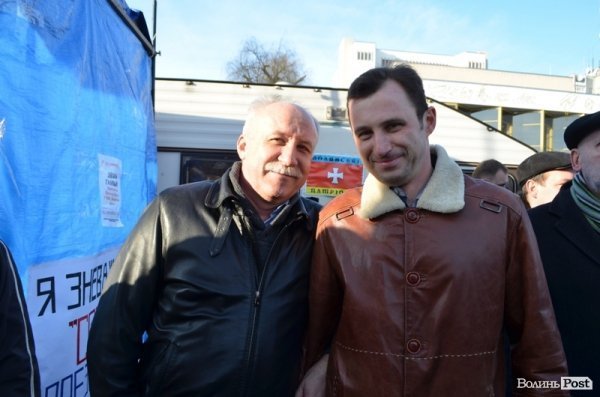 Народне віче Луцька вимагає відставки Войтовича та Клімчука. ФОТО. ВІДЕО