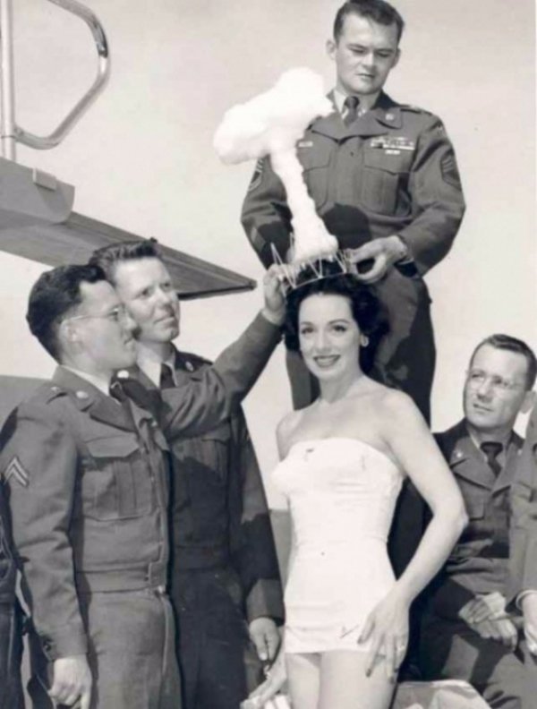 У 1920-х роках лікували качкотерапією, - 20 дивних фото з минулого