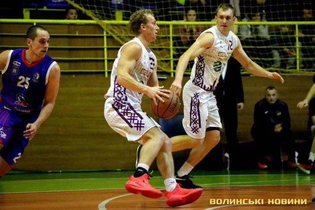Баскетболісти «Старого Луцька» обіграли команду з Житомира. ФОТО