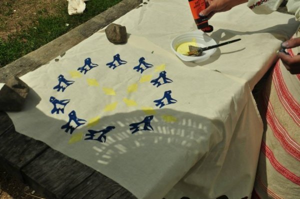 Лучанка влаштувала етно-показ одягу під Києвом. ФОТО. ВІДЕО