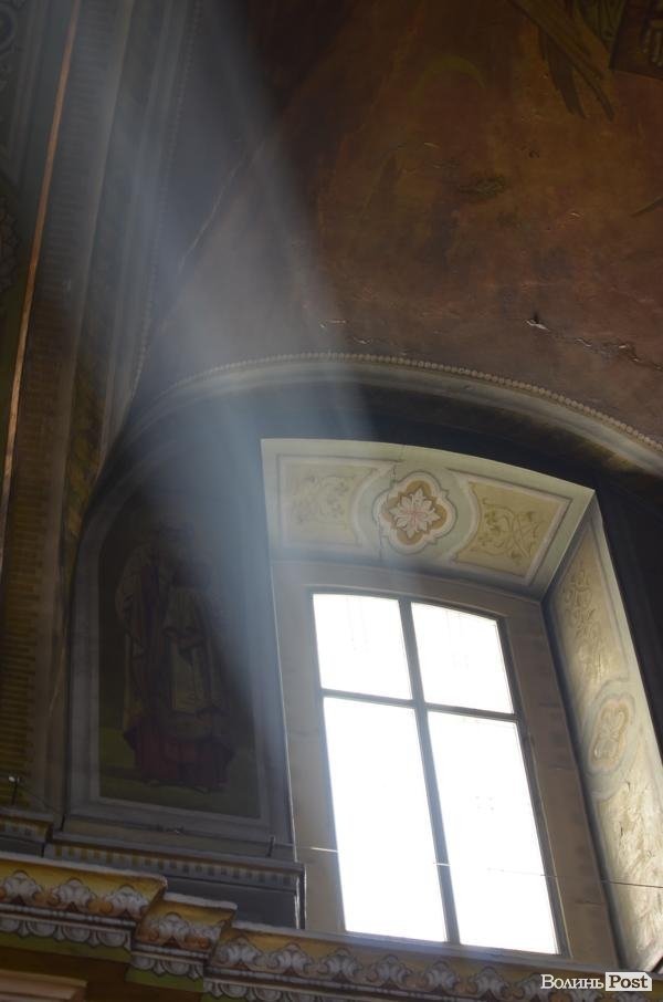 Лучани провели в останню путь бійця, що загинув під Іловайськом. ФОТО