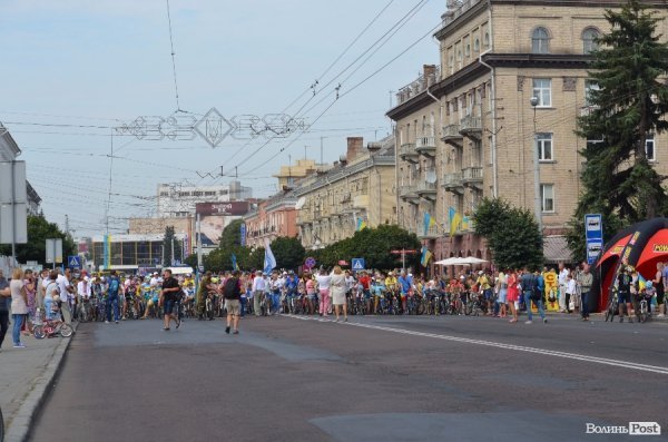 У Луцьку відбувся патріотичний велопробіг. ФОТО
