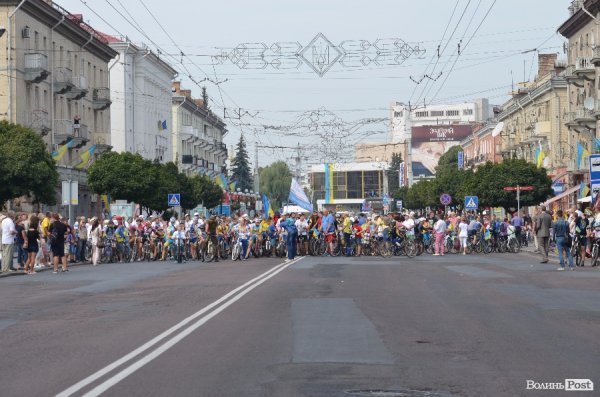У Луцьку відбувся патріотичний велопробіг. ФОТО