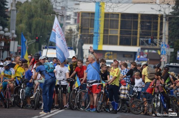 У Луцьку відбувся патріотичний велопробіг. ФОТО