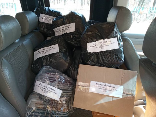 Про «знамениті плащі з Лукова», або Історія волонтерства однієї волинської громади