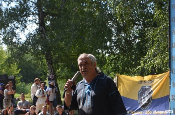 У Луцьку Василь Шкляр розповів, що пише книжку про полк  АЗОВ. ФОТО