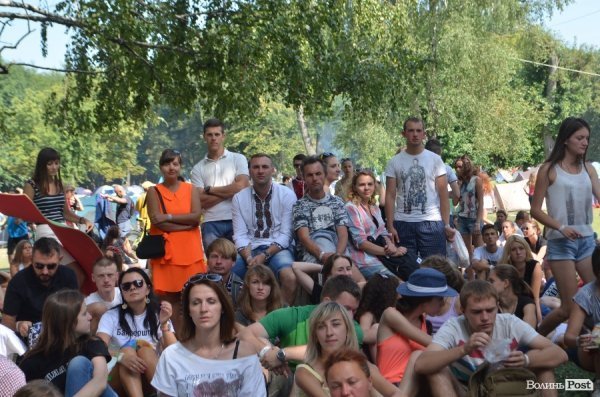 У Луцьку Василь Шкляр розповів, що пише книжку про полк  АЗОВ. ФОТО