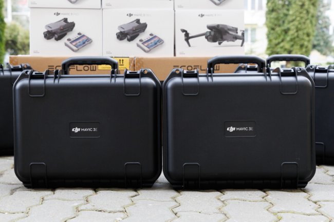 Із Луцька військовим передали чималу партію дронів