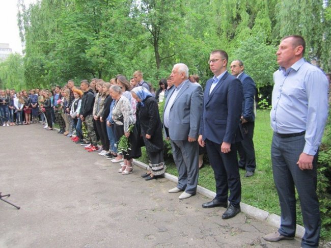 У Володимирі відкрили пам'ятну дошку атовцю. ФОТО