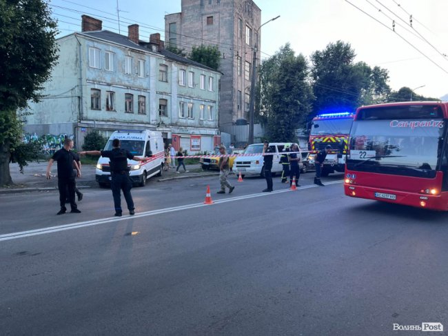 У Луцьку чоловік підрвав гранату, є постраждалі