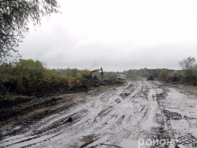 У Ковелі ремонтують дорогу, щоб вивезти відходи з ветсанзаводу