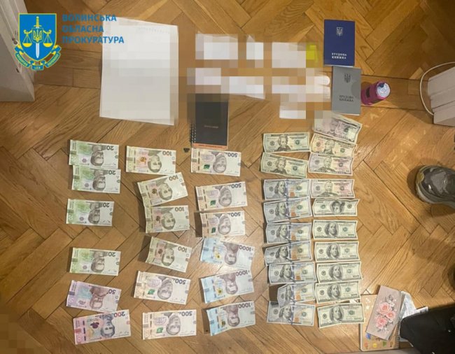 На Волині за 500 доларів виготовляли фальшиві військово-облікові документи. ФОТО