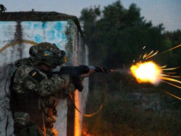 Окупанти продовжують перекидати в Україну «добровольців»: яка ситуація на усіх напрямках станом на 13 квітня