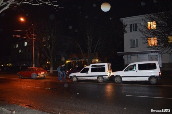 У Луцьку ‒ потрійна аварія. ФОТО