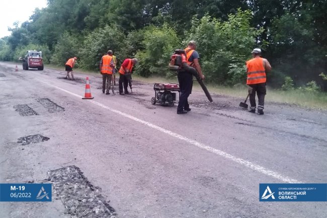 На Волині «підлатали» дорогу біля кордону з Білоруссю. ФОТО