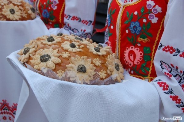 У замку Любарта вітали «ліпших з ліпших» студентів. ФОТО