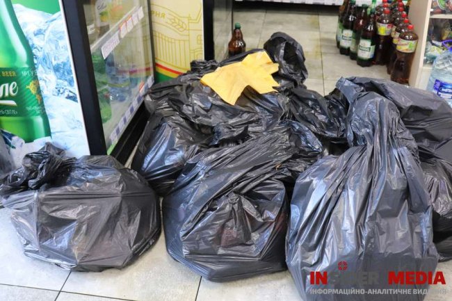 У Луцьку горів магазин родичів голови Підгайцівської громади – підозрюють підпал. ФОТО