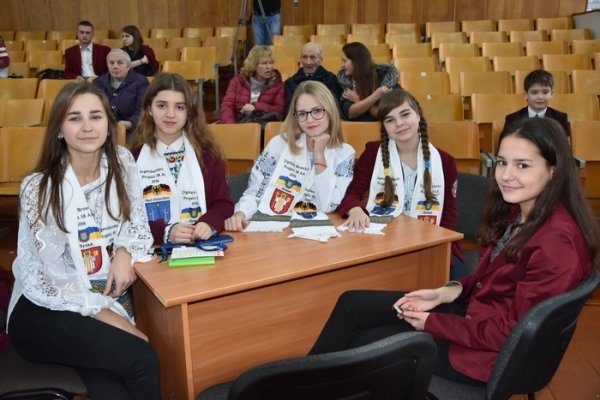 Луцьк, Німеччина, Волноваха: благодійний проект для школярів