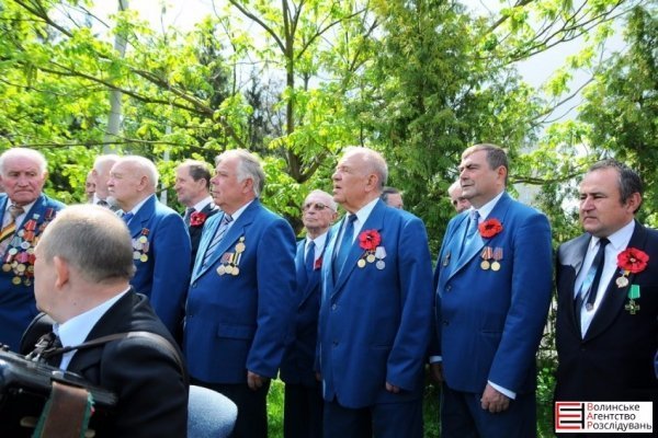 У музеї військової техніки відбулося відкриття оновленої стели Героїв Радянського Союзу. ФОТО