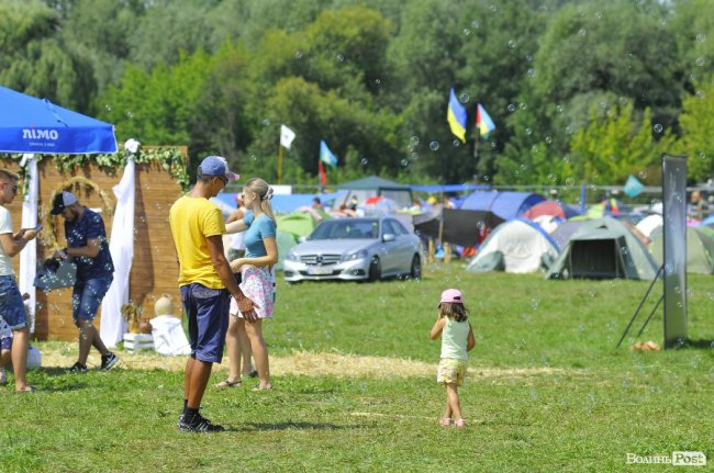 Третій день «Бандерштату» в обличчях та миттєвостях. ФОТОРЕПОРТАЖ