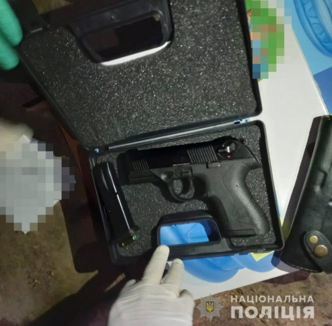 На Волині житель Київщини торгував зброєю. ФОТО