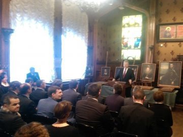 Україна повернула Італії викрадену колекцію із 17 картин