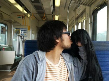 Як сфотографуватися з дівчиною, якщо не маєш дівчини. ФОТО