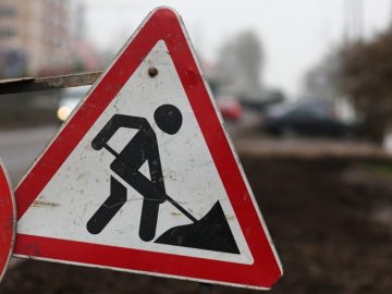 Процес рушив: у Маневицькому районі ремонтують дорогу