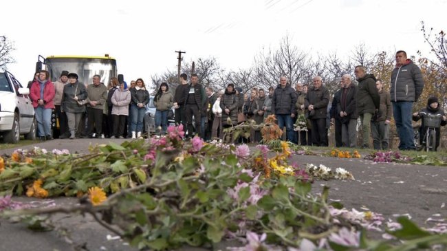 11 років бійця вважали зниклим безвісти: на Волині поховали Павла Богайчука, який пропав біля Іловайська